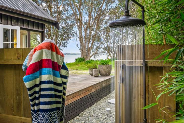  74 Clinton Road Tāwharanui Peninsula_21