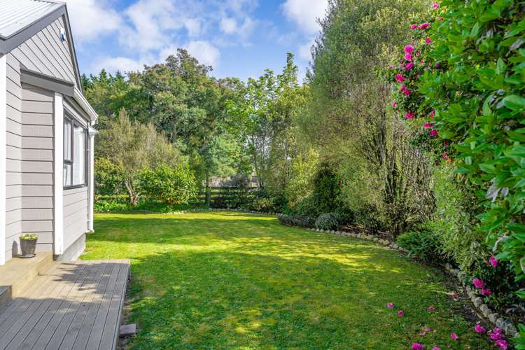 36 Hilton Road Carterton_23