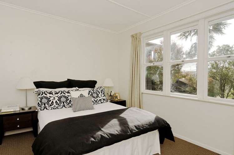 17 Sheridan Drive New Lynn_10