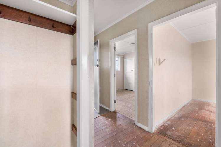 19 and 21 Churchill Avenue Gore_24