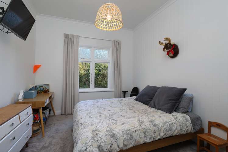 819 Eighty Eight Valley Road Wakefield_12