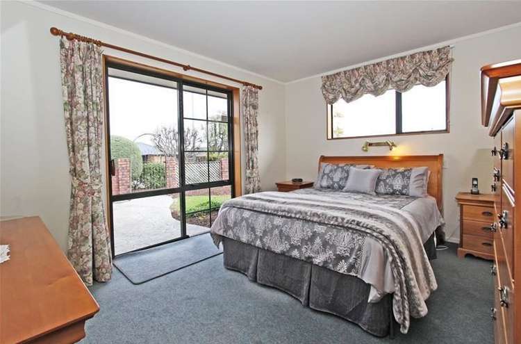 12 Bremner Crescent Stoke_9