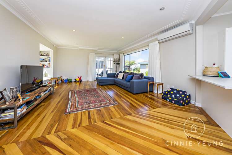 33 Devon Road Bucklands Beach_5