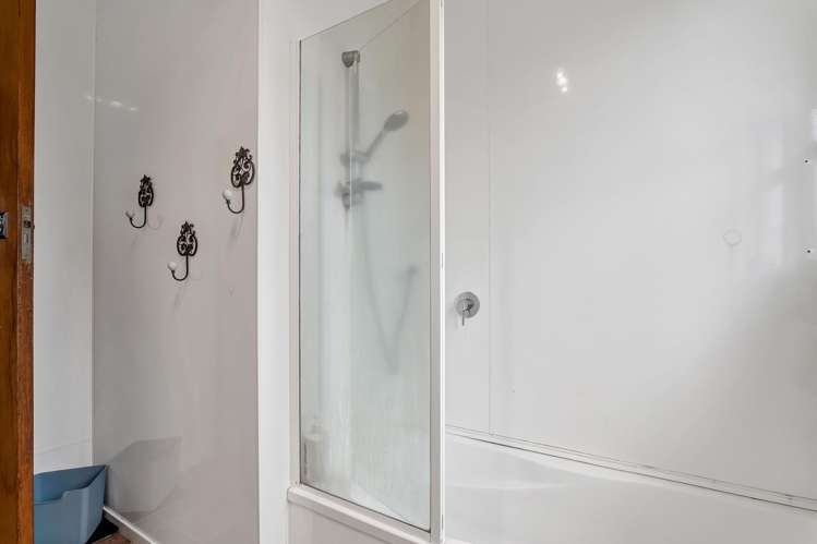 19 Clifford Road Eltham_16