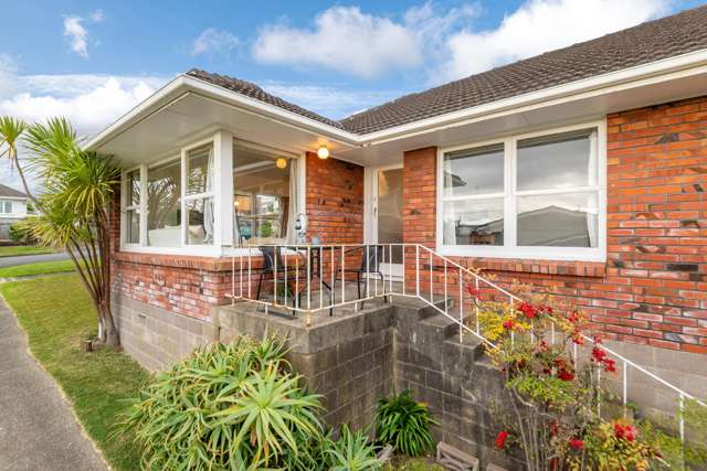 1/6 Stone Street Hauraki_3