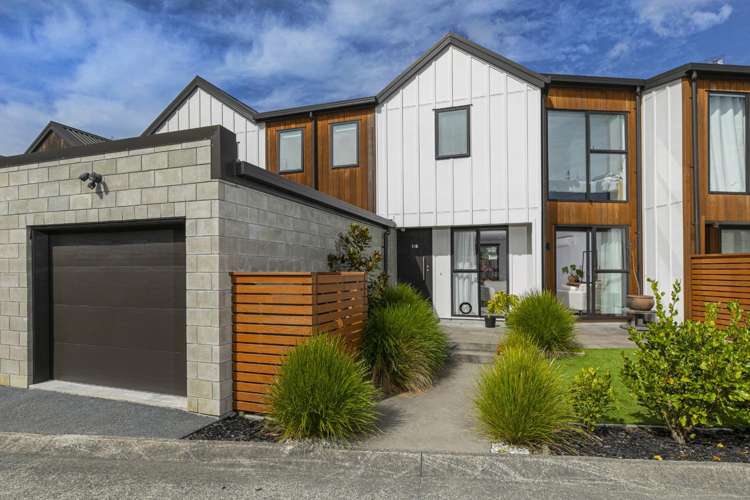 105 Bonair Crescent_0