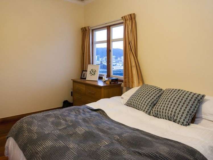 3/2 Hawker Street Mount Victoria_8