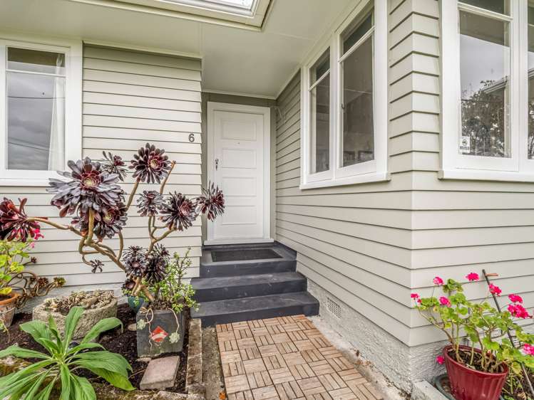 6 Firth Place Awapuni_2