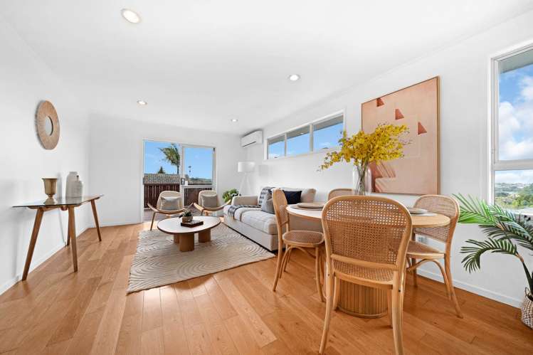 6 Celeste Place Totara Vale_13