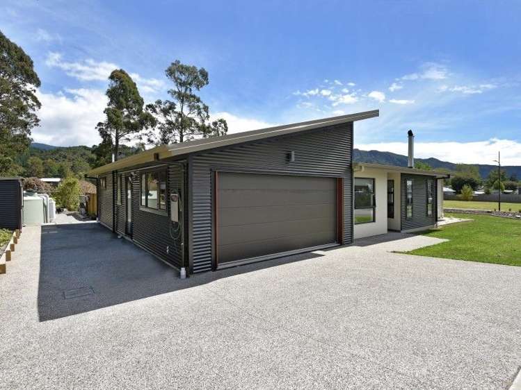 29 Newhaven Crescent Marahau_5