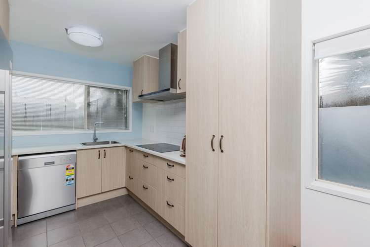 11 Bill Phillip Place Clendon Park_8