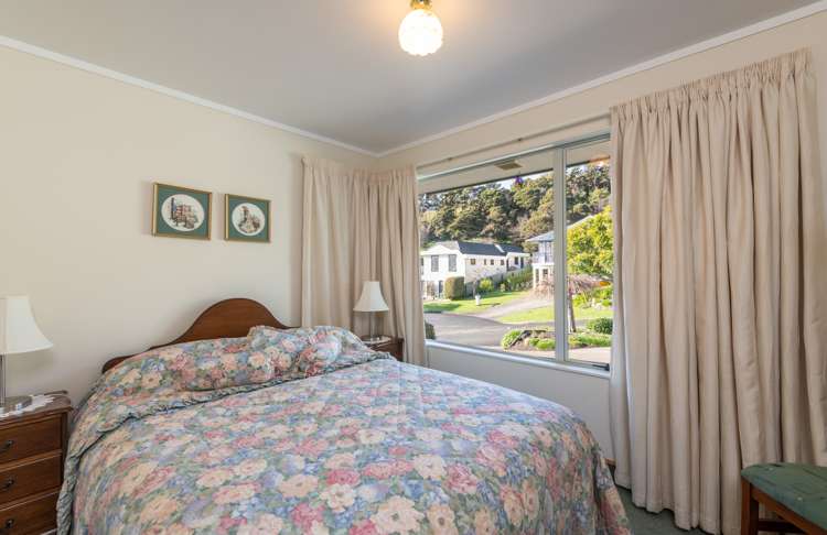 18 Ballard Drive Stoke_7