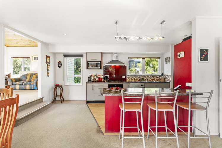184 Golf Road Titirangi_13