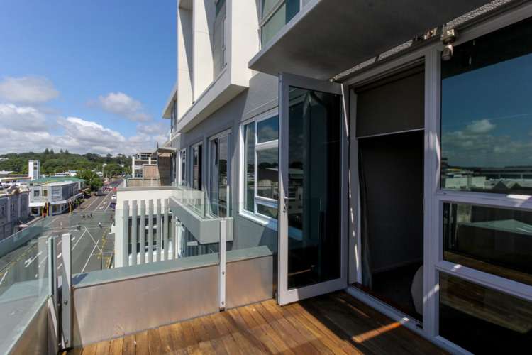 402/22 Liardet Street New Plymouth Central_12