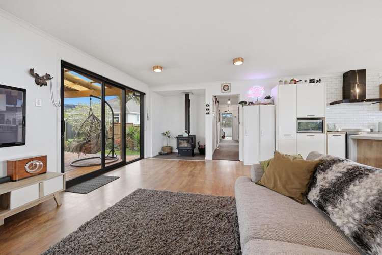 8 Ellersley Street Halfway Bush_5