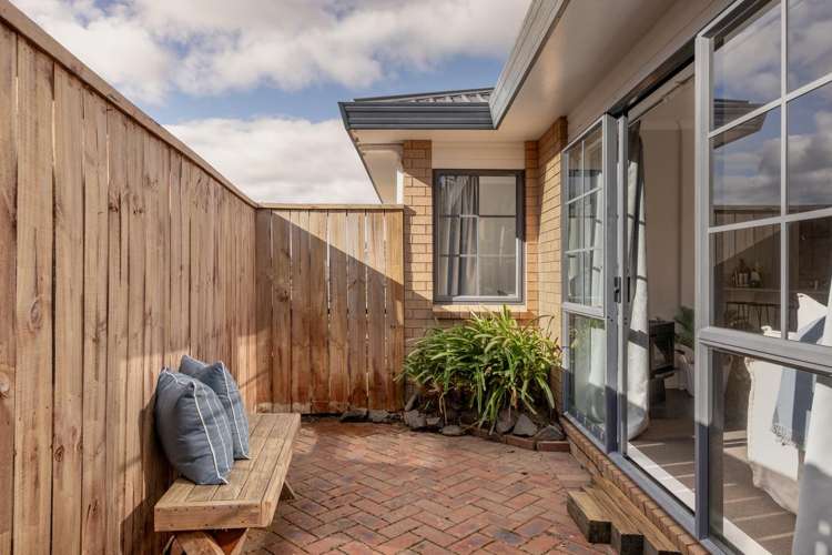 157 Sapphire Drive Hairini_11