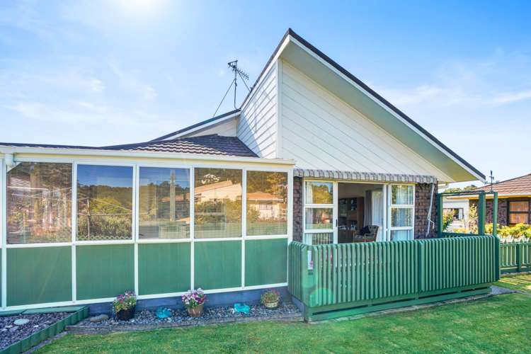 1/4 Carr Street Kamo_13