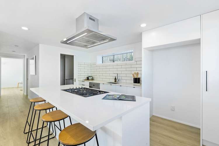 6 Alston Avenue Kelston_6
