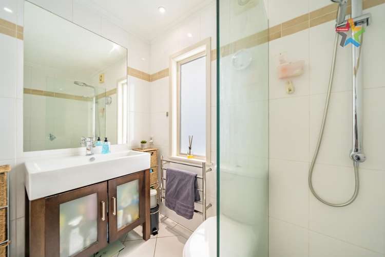 36 Gurney Road Kelson_13