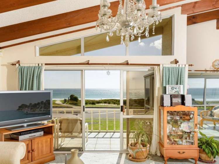 163 Marine Parade Mount Maunganui_15