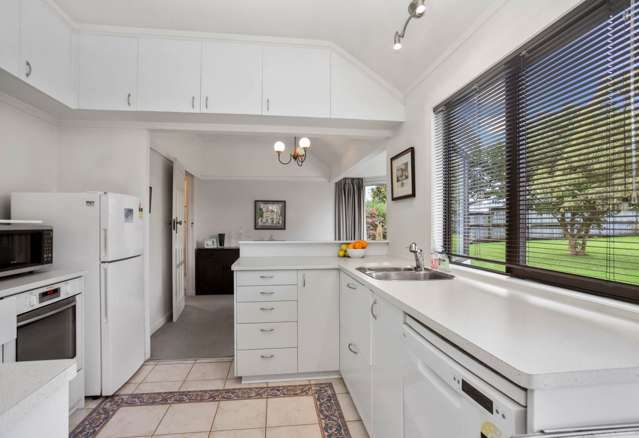 18 Queensway Three Kings_4