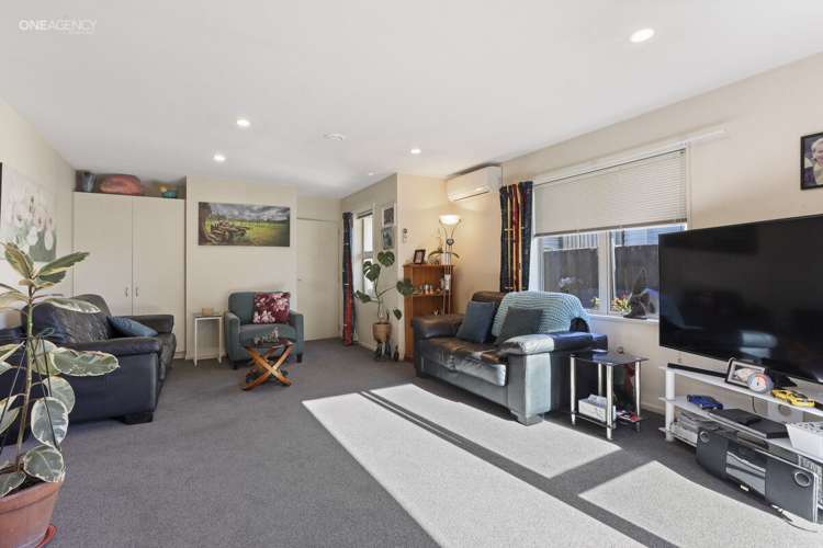 Flat 2/29 Ivory Street_5