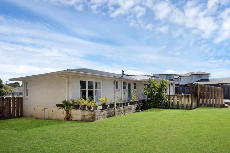 6 Glenvil Lane Te Atatu Peninsula_8