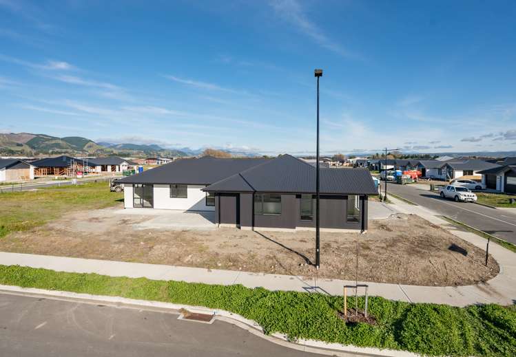 1 Lampton Street Richmond_18