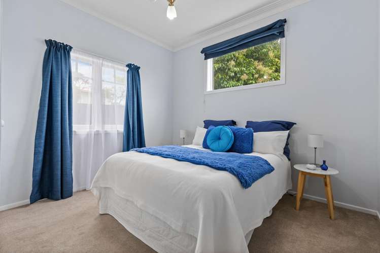 11 Craigbank Avenue New Lynn_11