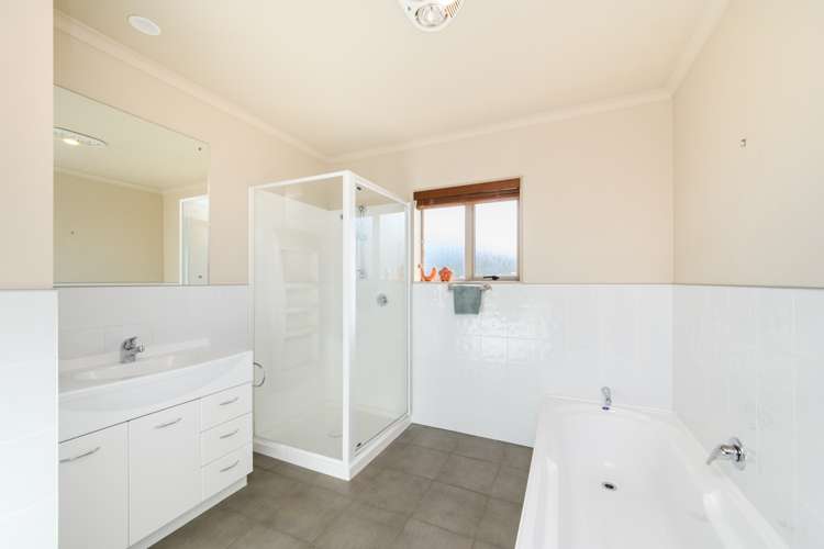 6 Elly Court Feilding_6