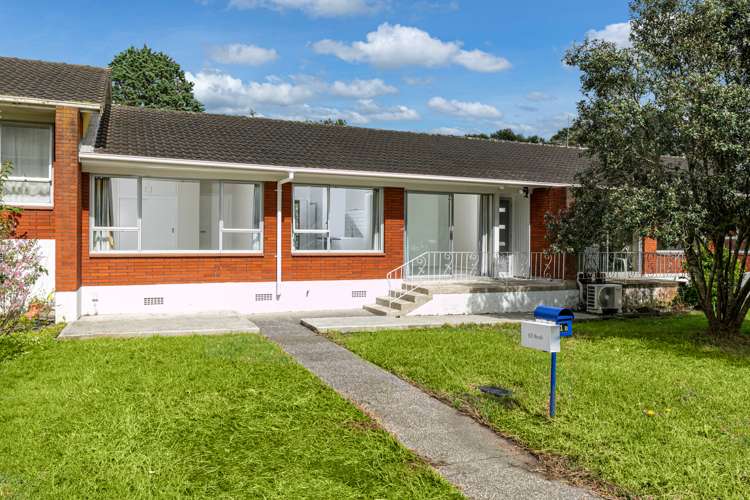 2/1 Takapu Street Henderson_14