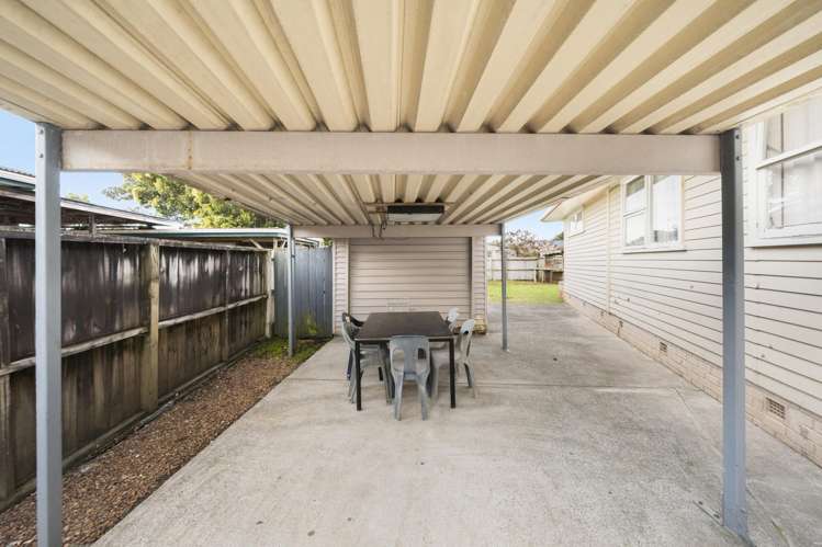 39 Clayton Avenue Otara_21