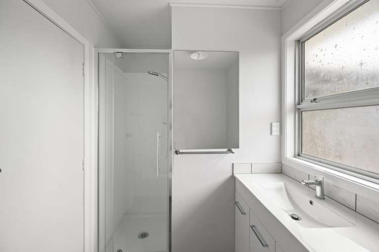 48 Dover Road Flaxmere_9