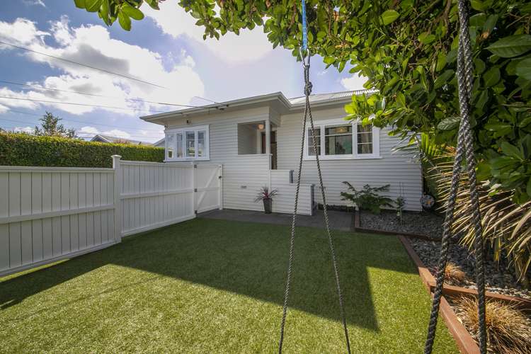 37 Forbes Street Onehunga_13