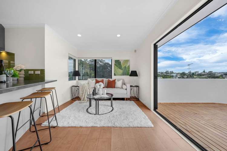 8 Sherwood Grove Browns Bay_9