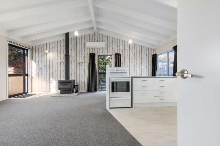 4 Kirkcaldie Grove_3