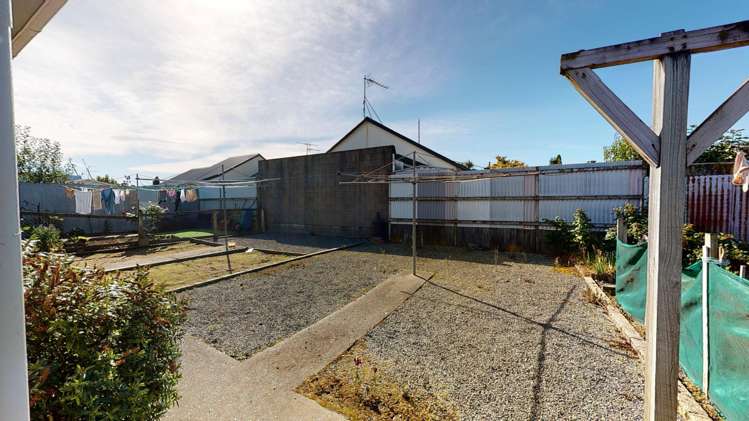 2/361 Burnett Street Ashburton_9