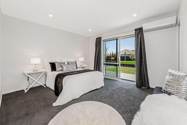 8 Temple Avenue Lincoln_13