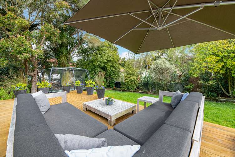 5 Derwent Crescent Titirangi_22