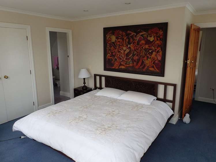 10 Somerset Avenue Newtown_6