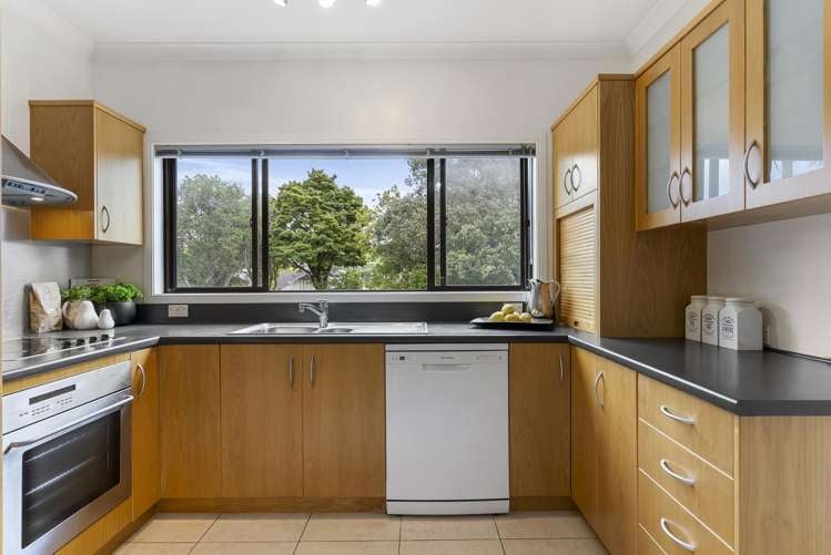 2/37 Victoria Avenue Remuera_5