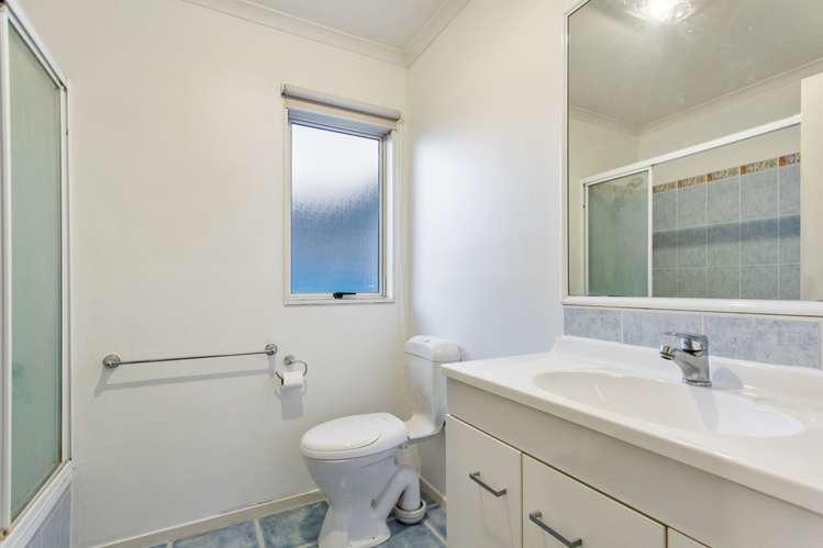 5b Charlenne Close Ranui_8