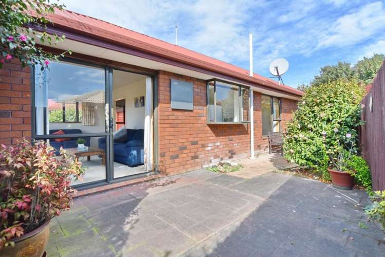 2/54 Ben Nevis Drive Broomfield_17