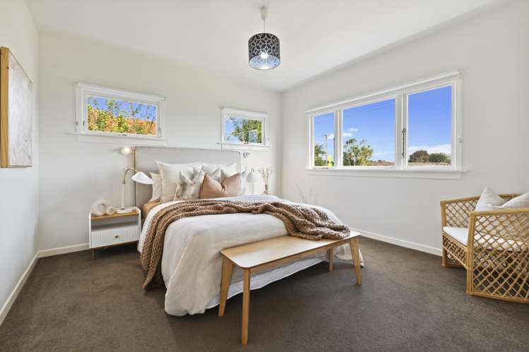 31 Wallace Road Mangere Bridge_11