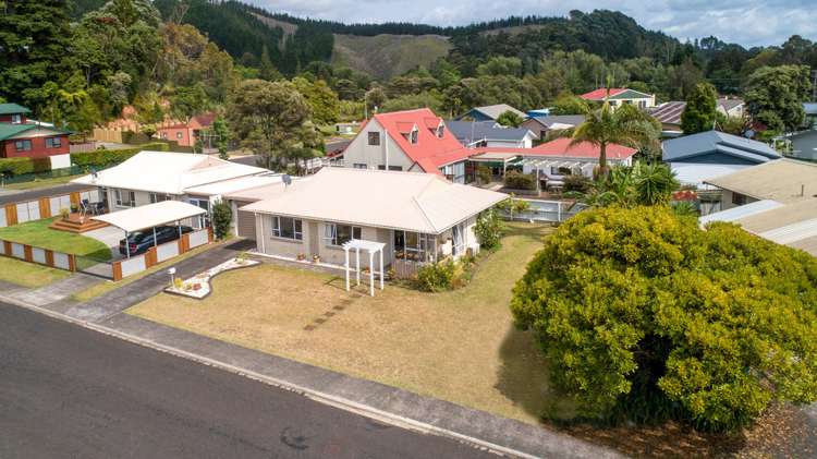 100b Waverley Place Whangamata_0