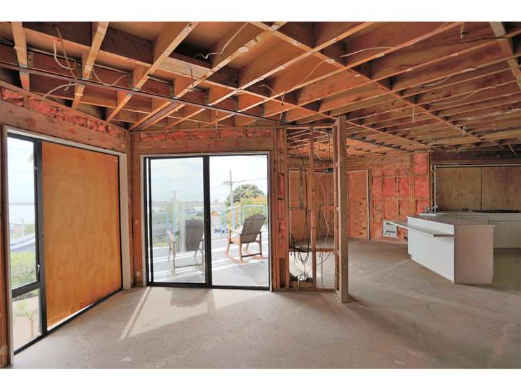 2/60 Moncks Spur Road Redcliffs_6