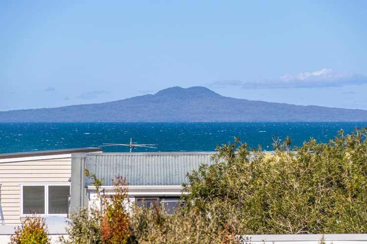 1071 Whangaparaoa Road Matakatia_34