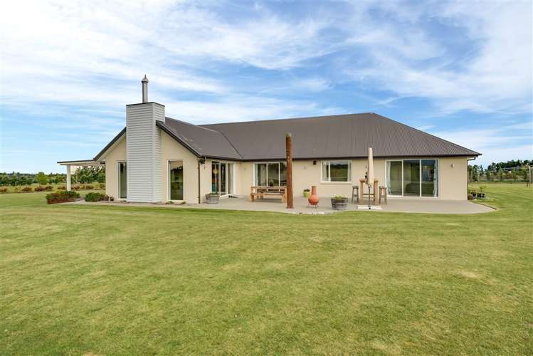 99 Bruces Road Sefton_0