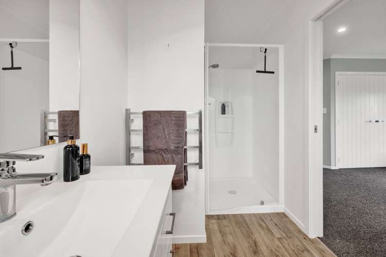 7 Mercade Close Stratford_39