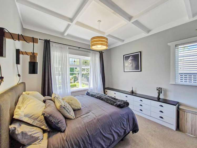 101 Cameron Road 11555_11